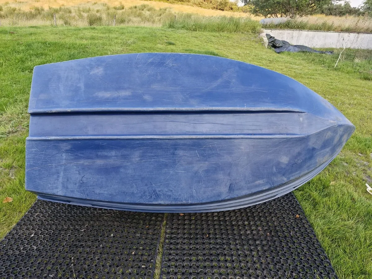 Pioner 8 Boat - Image 3
