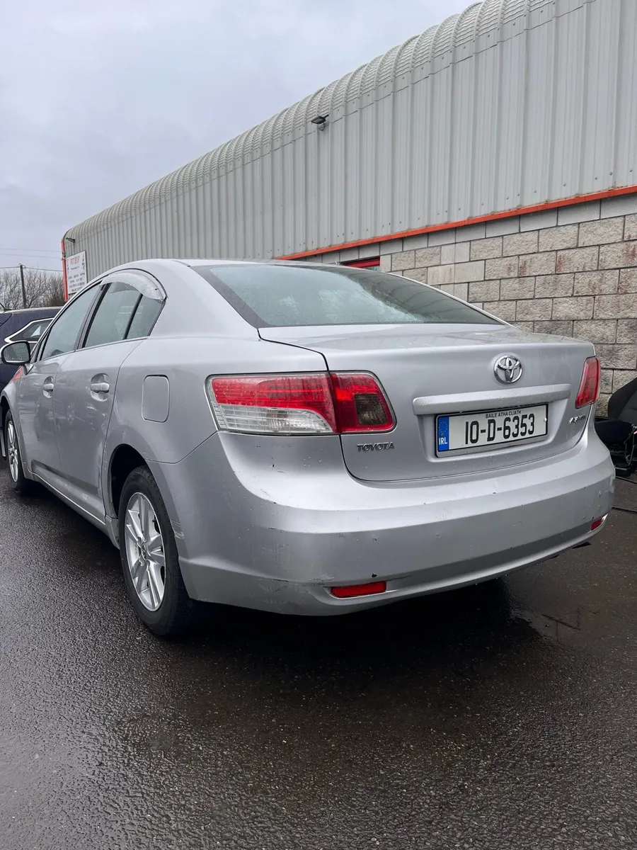 Toyota Avensis/ Petrol - Image 2