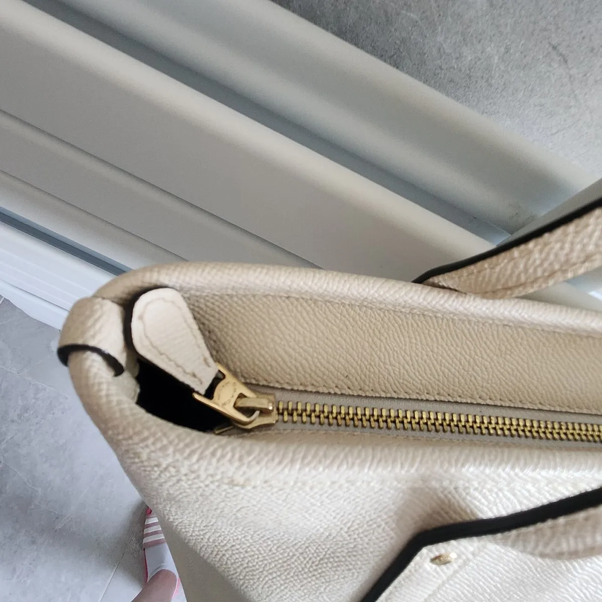 Coach handbag - Image 2