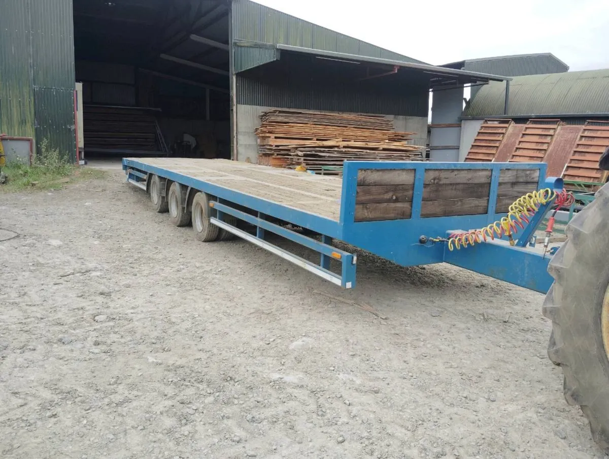 Low loader bale trailer - Image 2