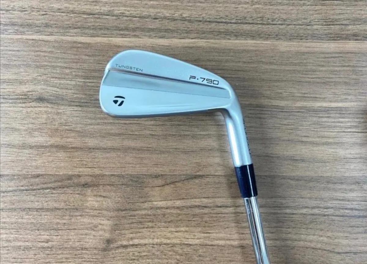 Taylormade p790 4th gen irons - Image 1