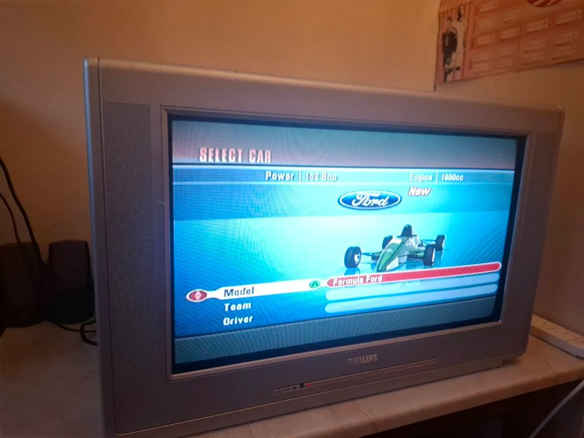 Philips 28" Widescreen CRT TV - Image 1