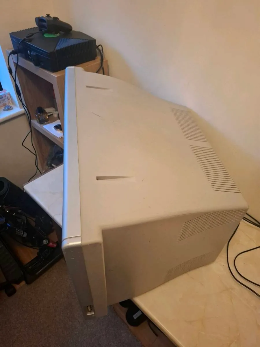 Philips 28" Widescreen CRT TV - Image 4