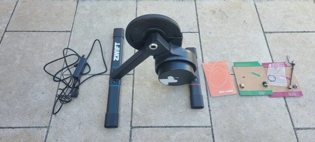 Zwift hub turbo trainer - Image 1