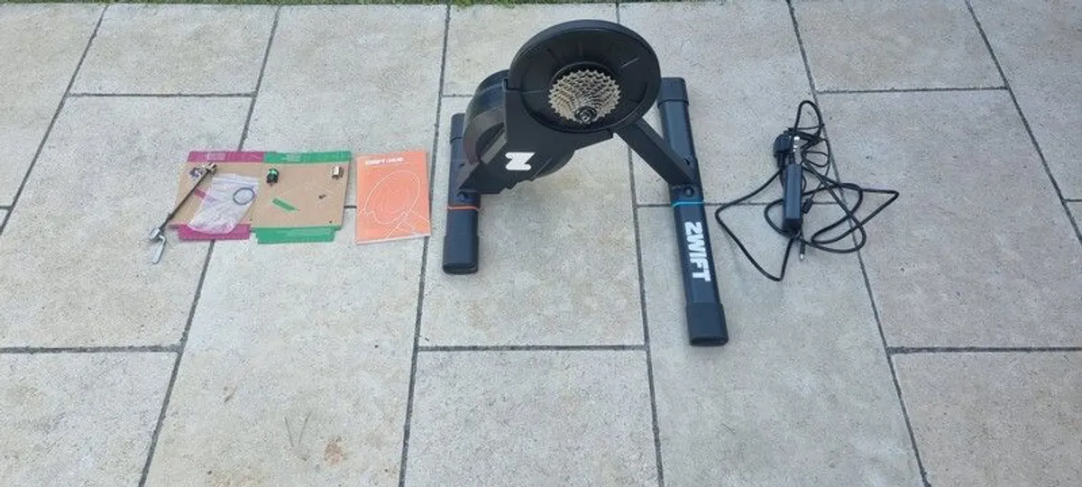 Zwift hub turbo trainer - Image 4