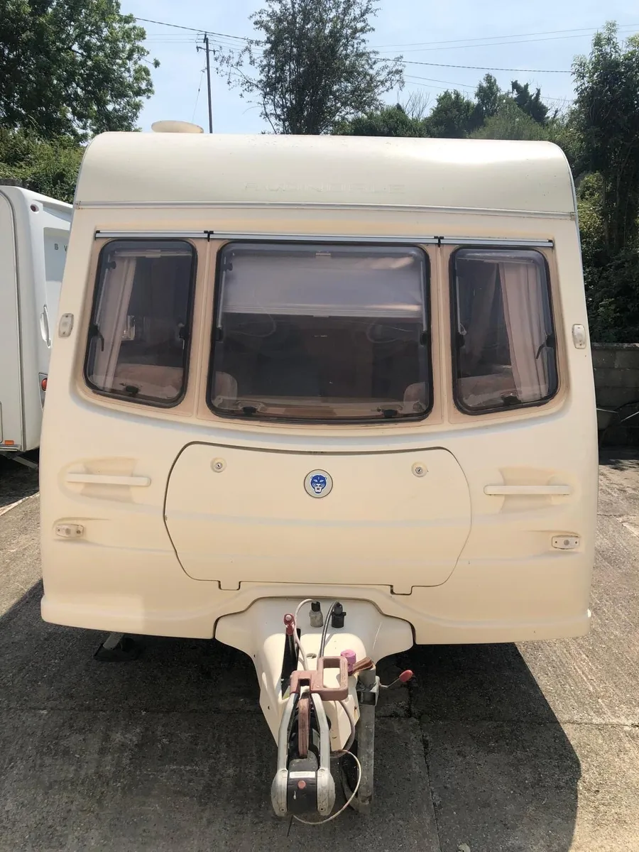 Avondale Dart 4 berth - Image 2