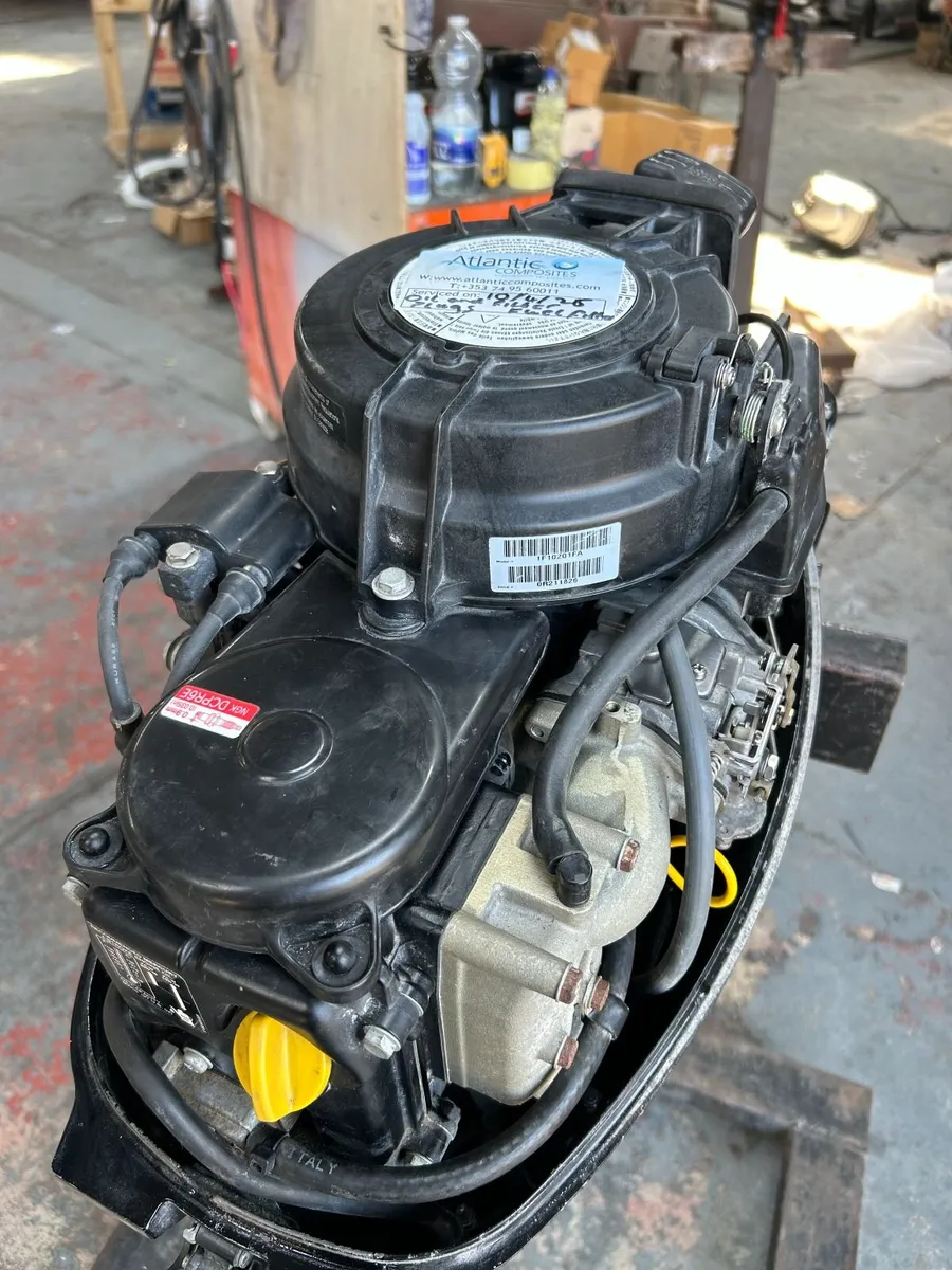 Mercury 9.9hp Four Stroke Short Engine - Image 3