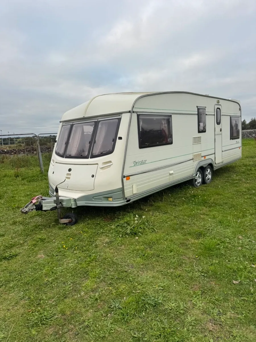 2007 Avondale Twinstar Award Twin Axle - Image 2