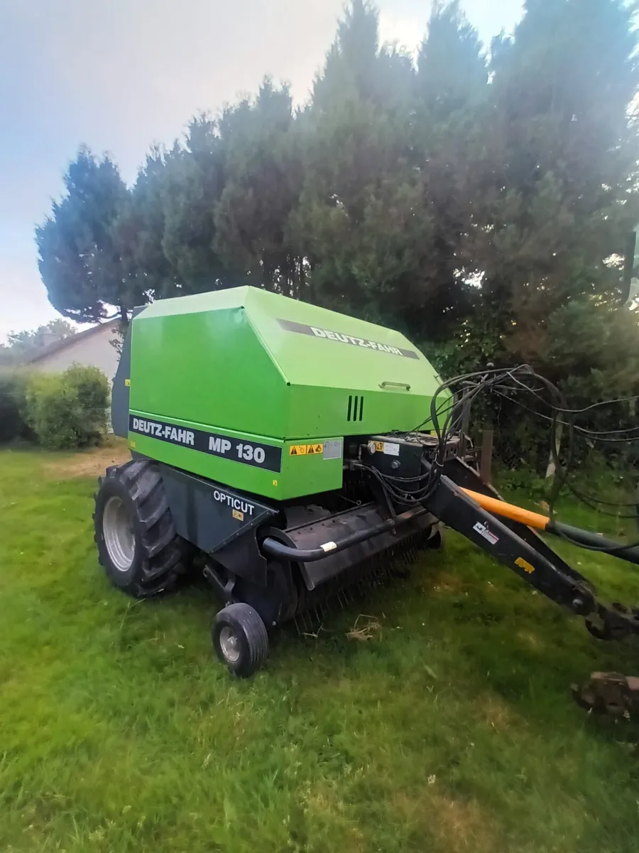 Deutz Fahr MP130 chopper baler - Image 1