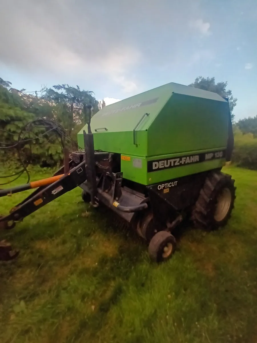 Deutz Fahr MP130 chopper baler - Image 2