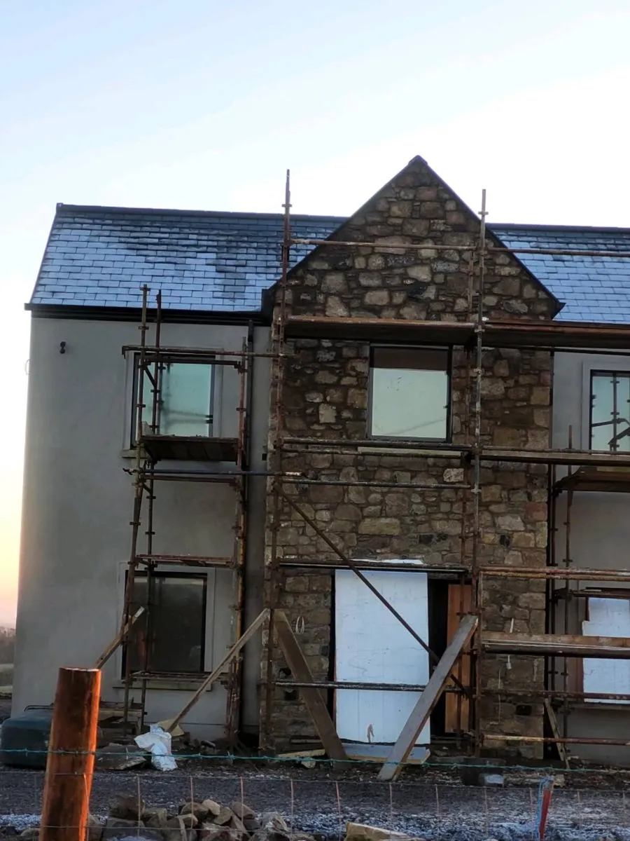 Stonemason available - Image 3