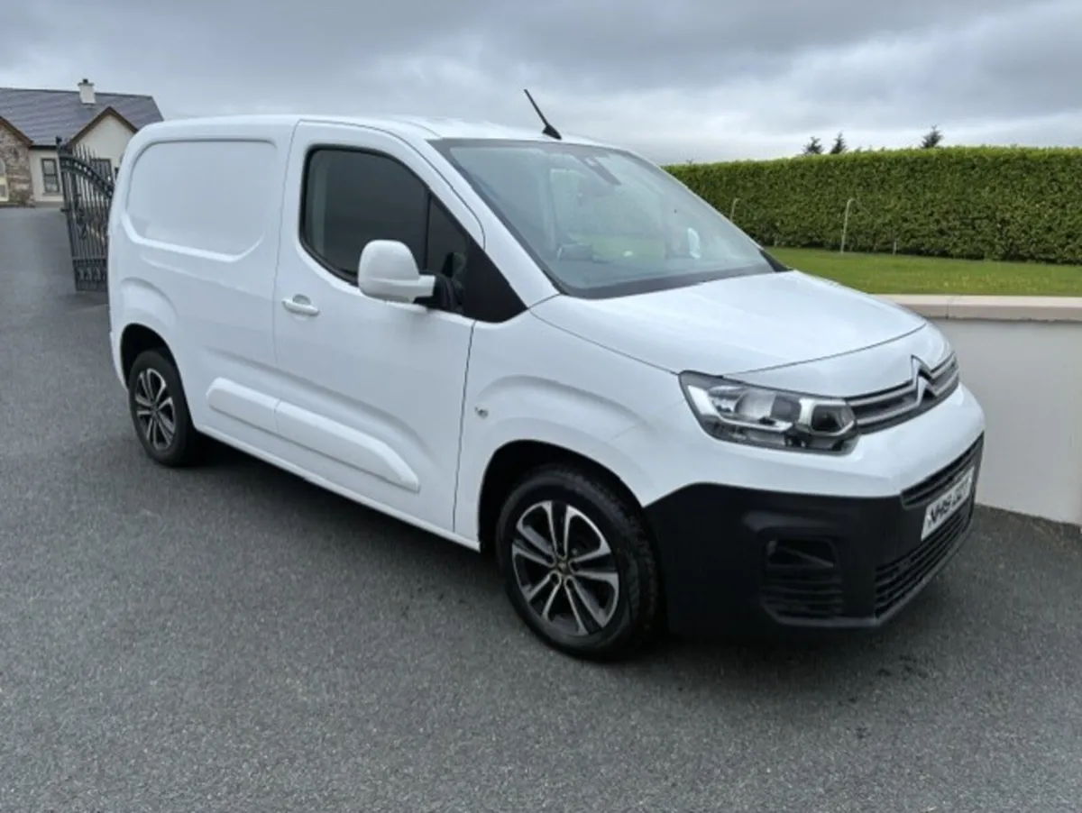 Citroen Berlingo Driver 1.6 HDI ** €215 VRT ** - Image 1