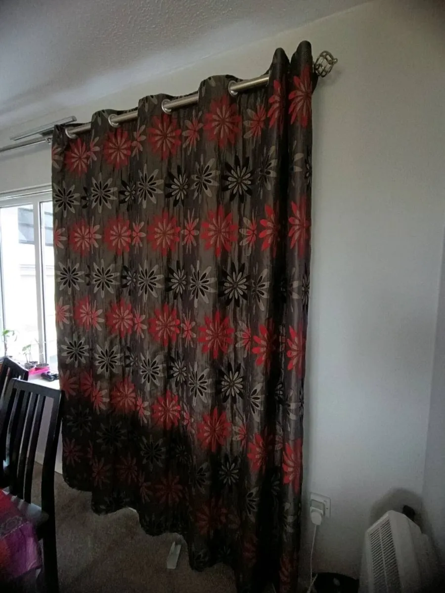 Curtains x 2 pairs - Image 1