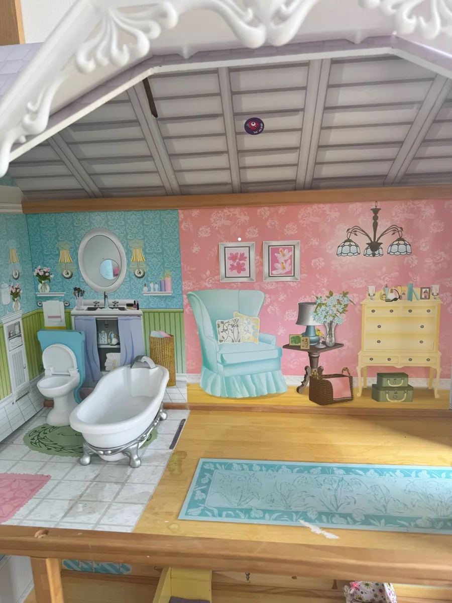Dolls house - Image 3