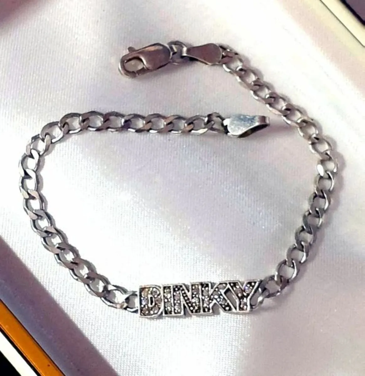 Vintage Hallmarked Silver Gemset Logo Bracelet - Image 4