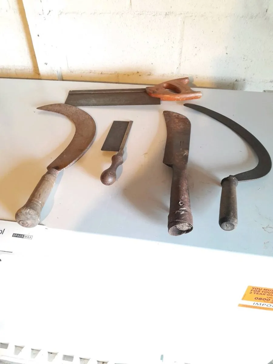 Five vintage hand  tools - Image 1