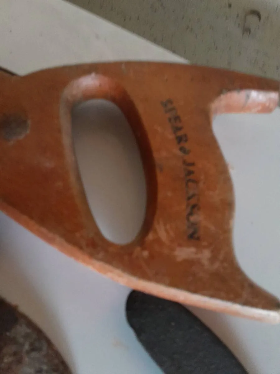 Five vintage hand  tools - Image 3