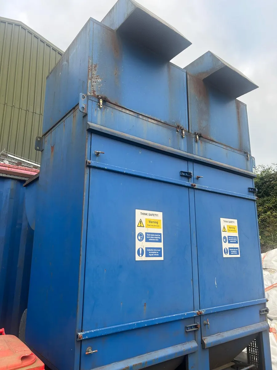 Dust Extraction Unit - For Blasting Room - Image 1