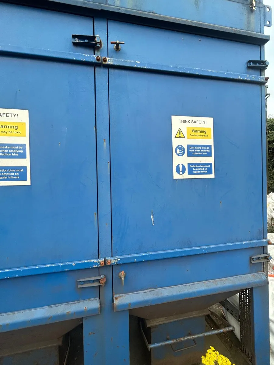 Dust Extraction Unit - For Blasting Room - Image 3