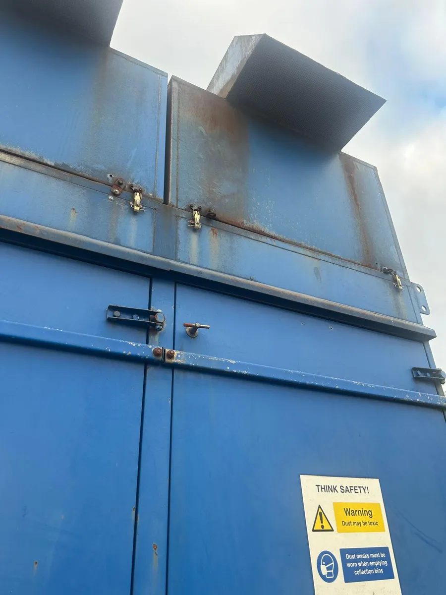 Dust Extraction Unit - For Blasting Room - Image 2