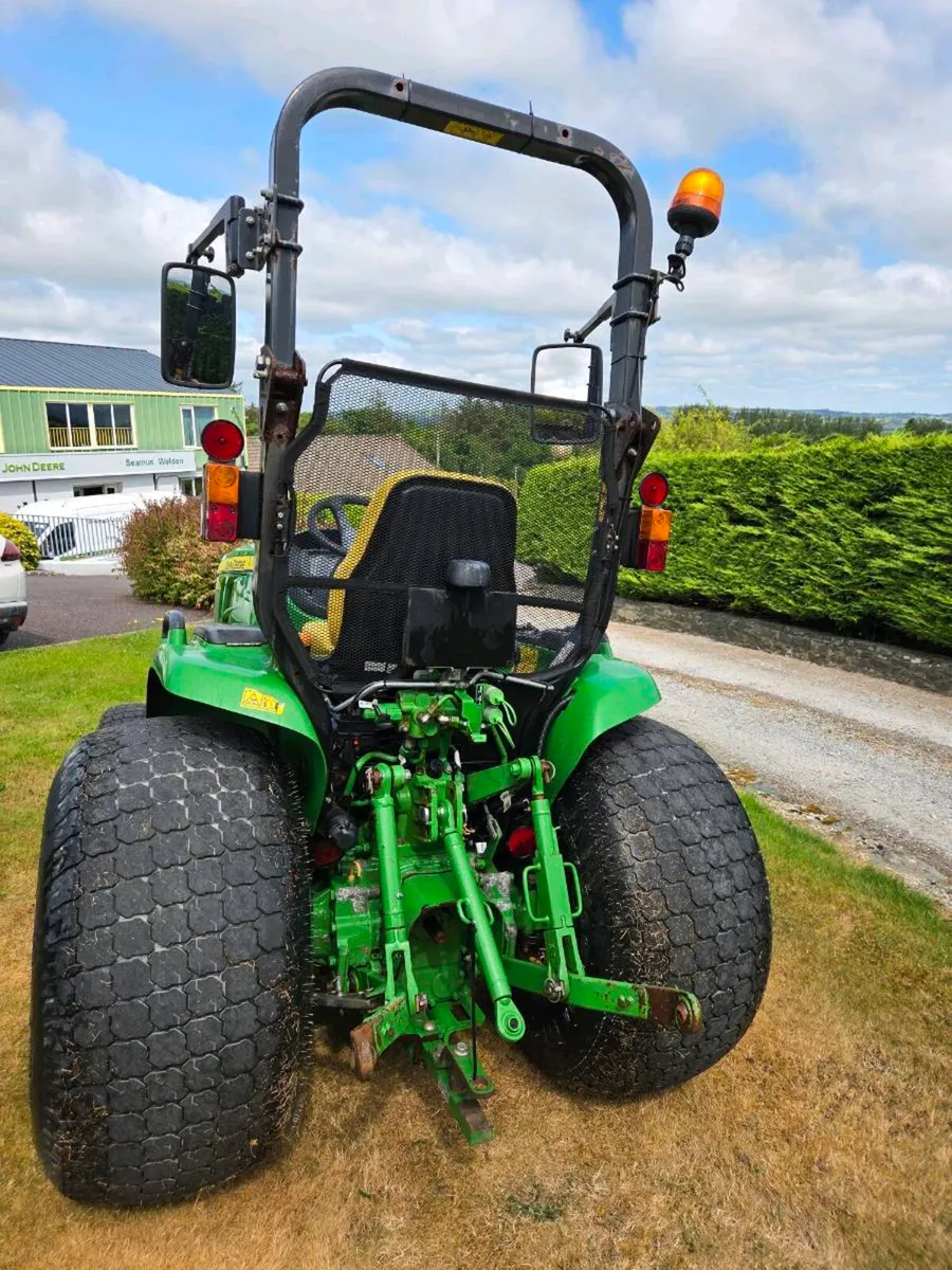 John Deere compact tractor - Image 4