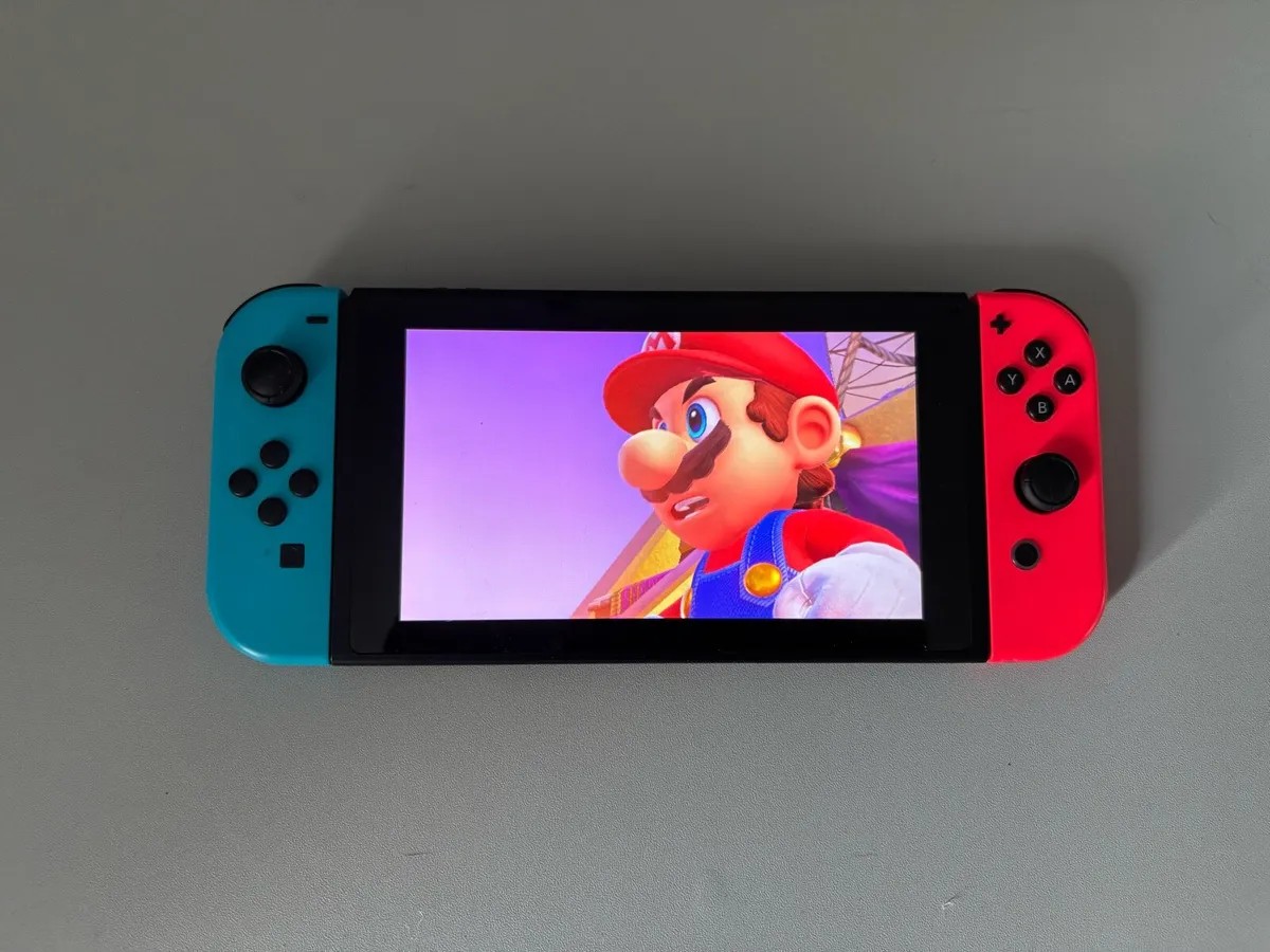 Nintendo Switch - Image 3