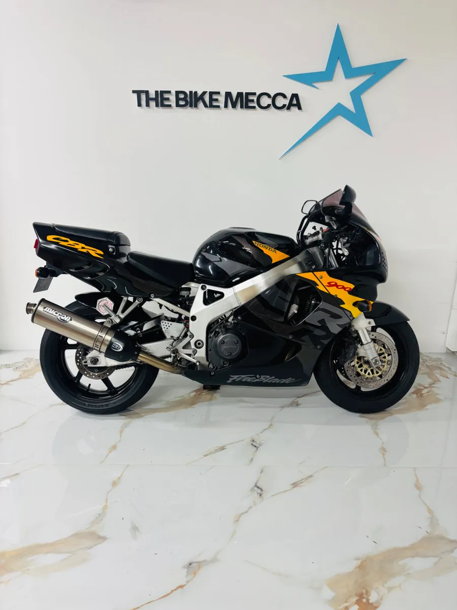 Honda cbr900rr Fireblade - Image 4