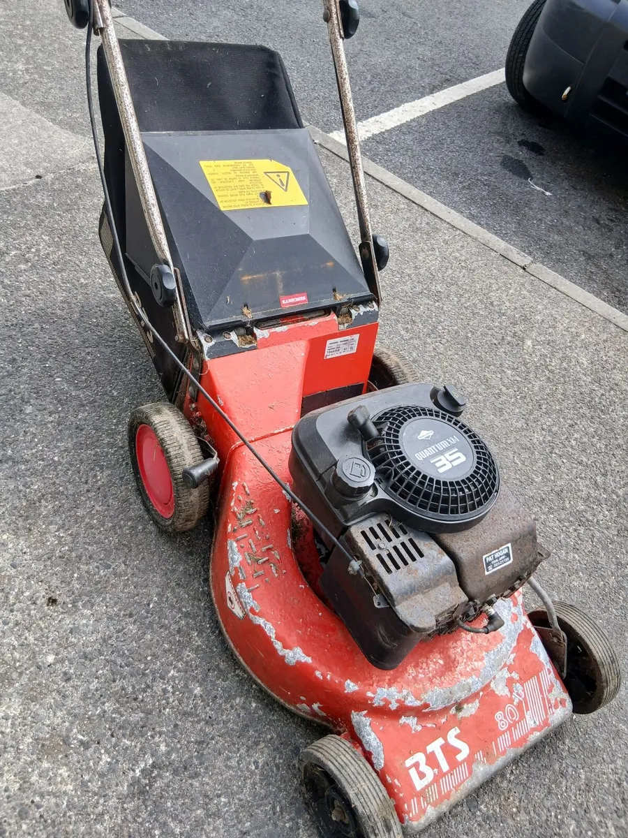 Lawnmowers - Image 2