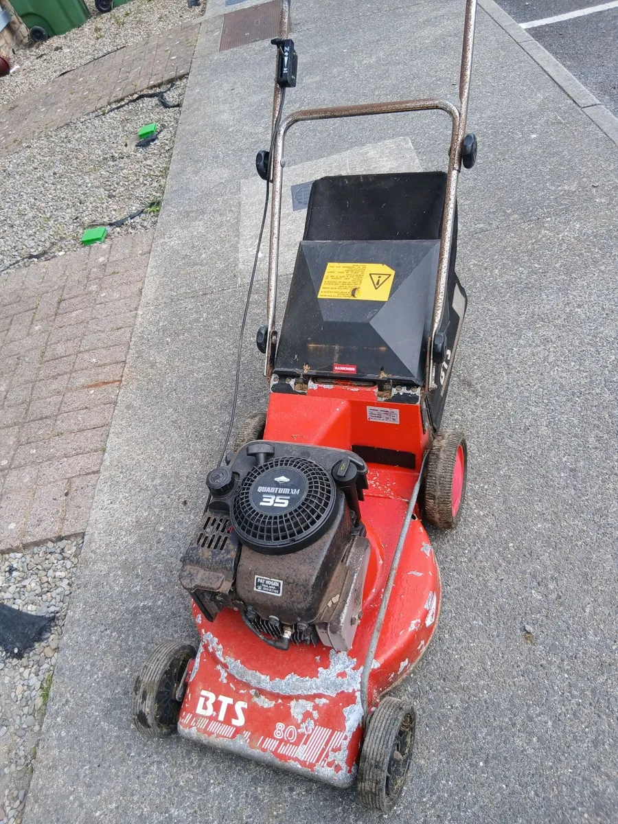 Lawnmowers - Image 3