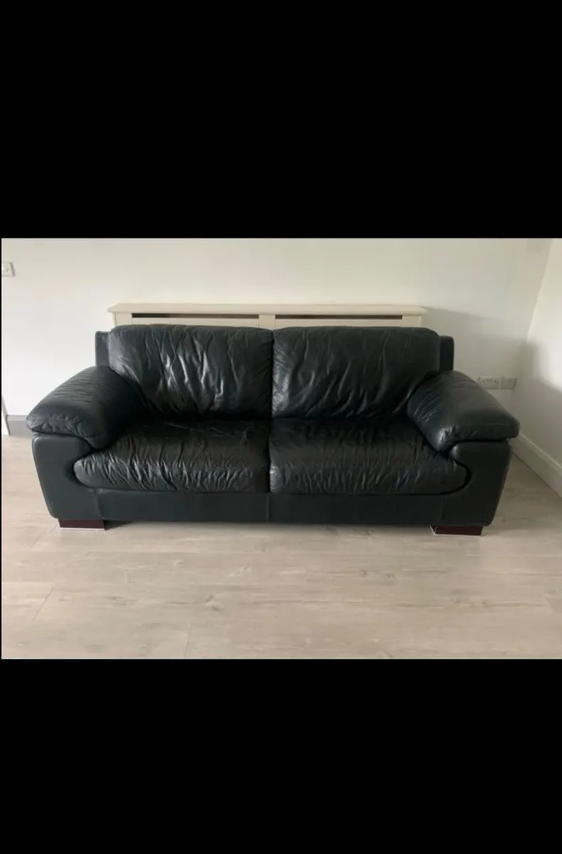 2 Seater & 3 Seater Black Leather Couch - Image 4
