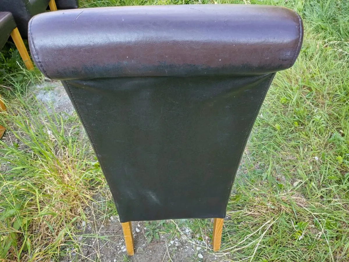 Brown Dining room chairs- Oak - Image 3