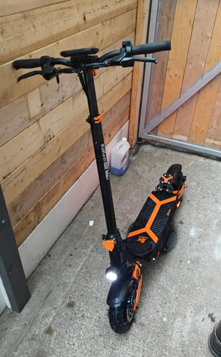 Kukirinn G2 Max Scooter - Image 1