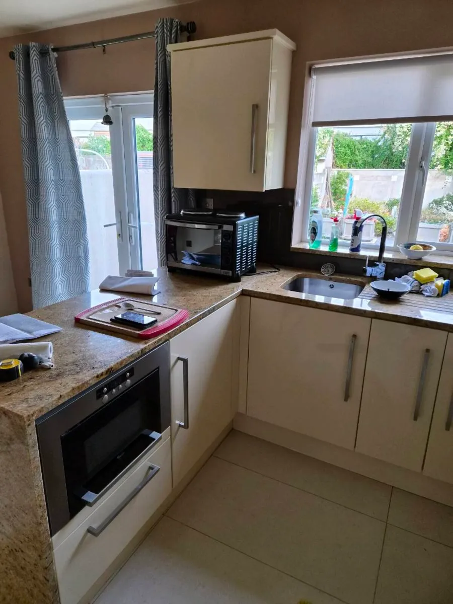 Kitchen - Image 3