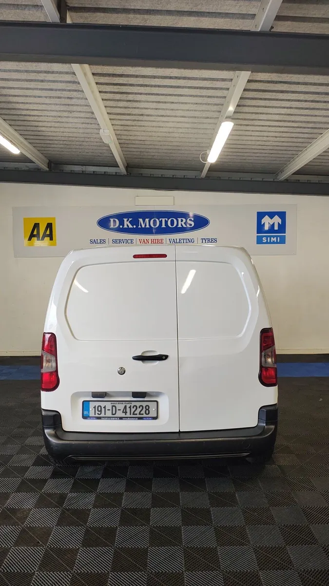 CITROEN BERLINGO NEW CVRT/WARRANTY - Image 2