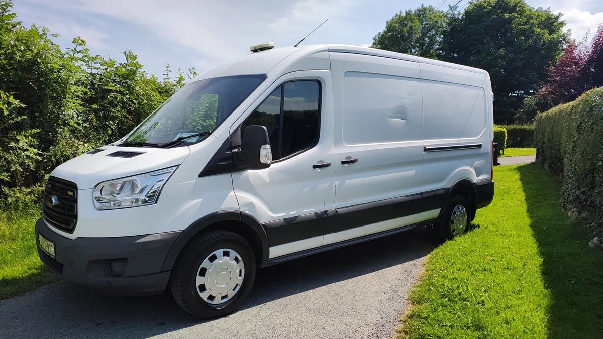 FORD TRANSIT - Image 4