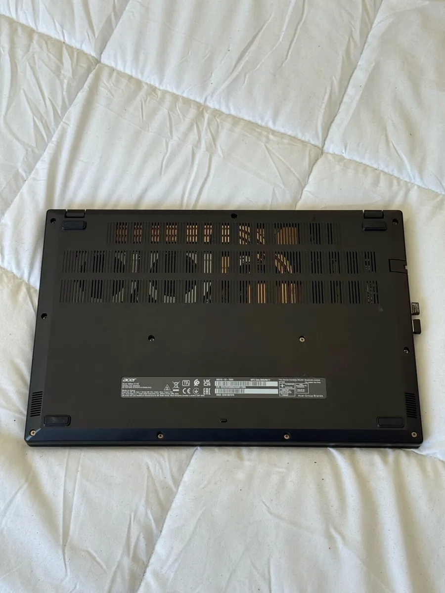 Acer Nitro V15 Gaming Laptop - Image 3