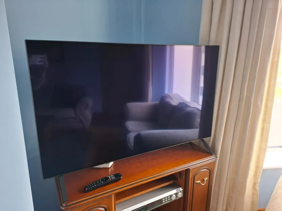 LG A2 48" 4K Smart OLED TV (OLED48A26LA) - Image 3
