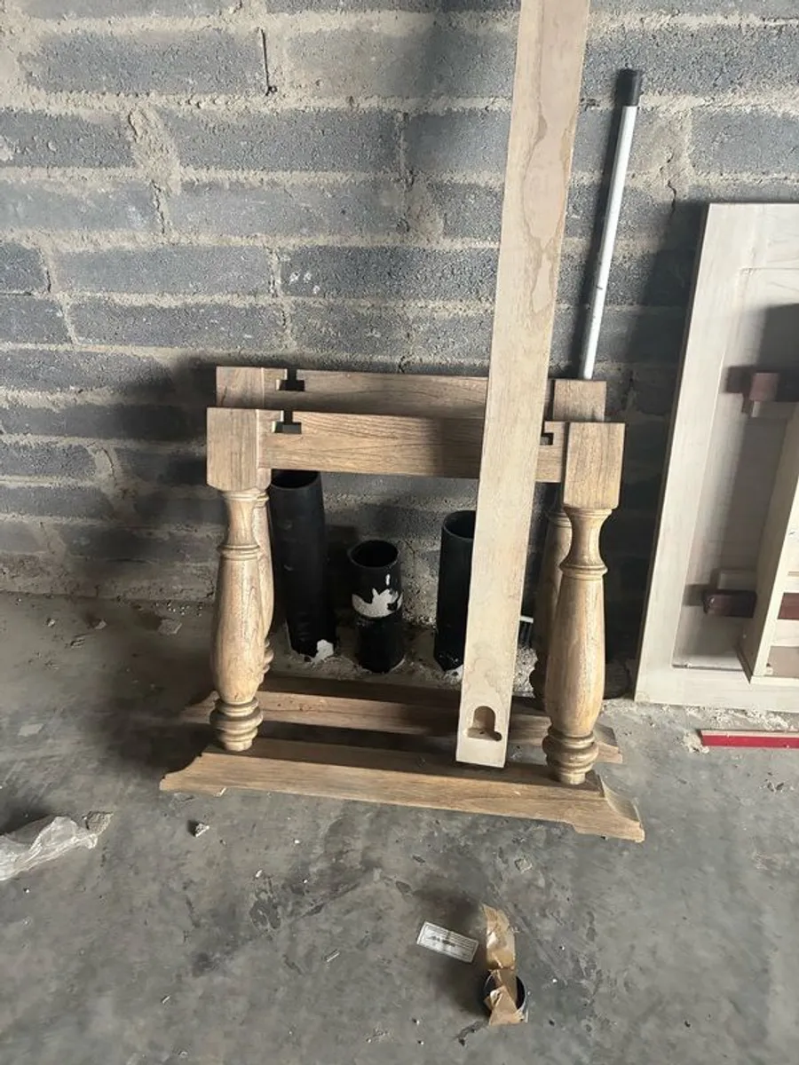 kitchen table - Image 1