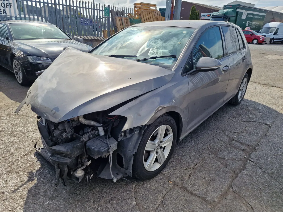 15 VOLKSWAGEN GOLF  2.0 TDI (CRBC) FOR BREAKING - Image 2