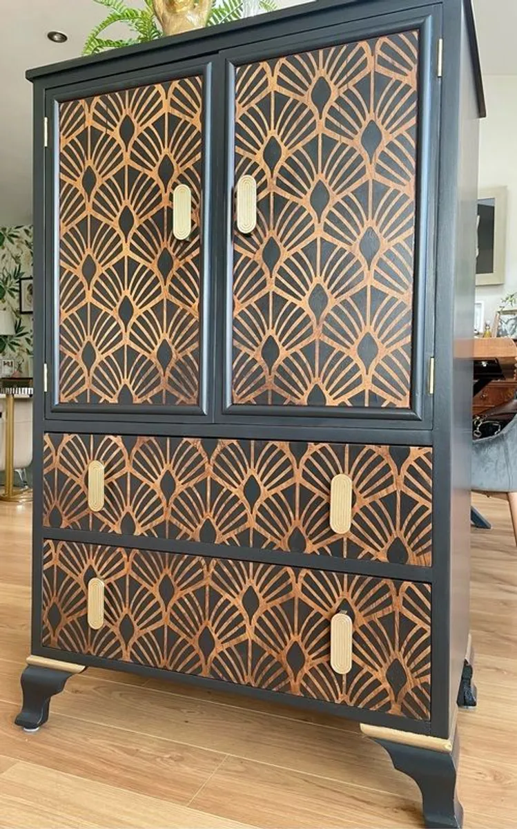 vintage drinks cabinet - Image 1