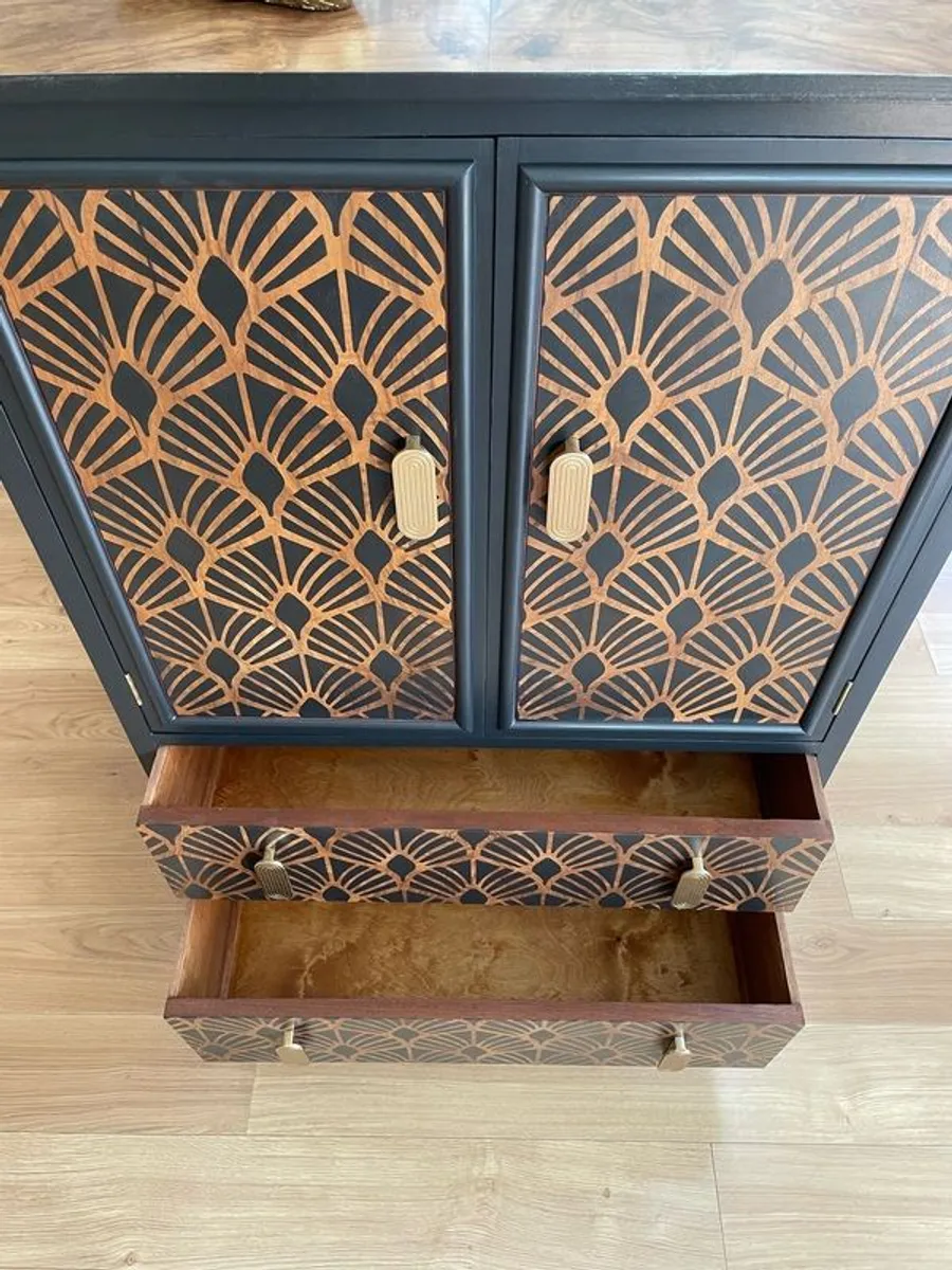 vintage drinks cabinet - Image 2