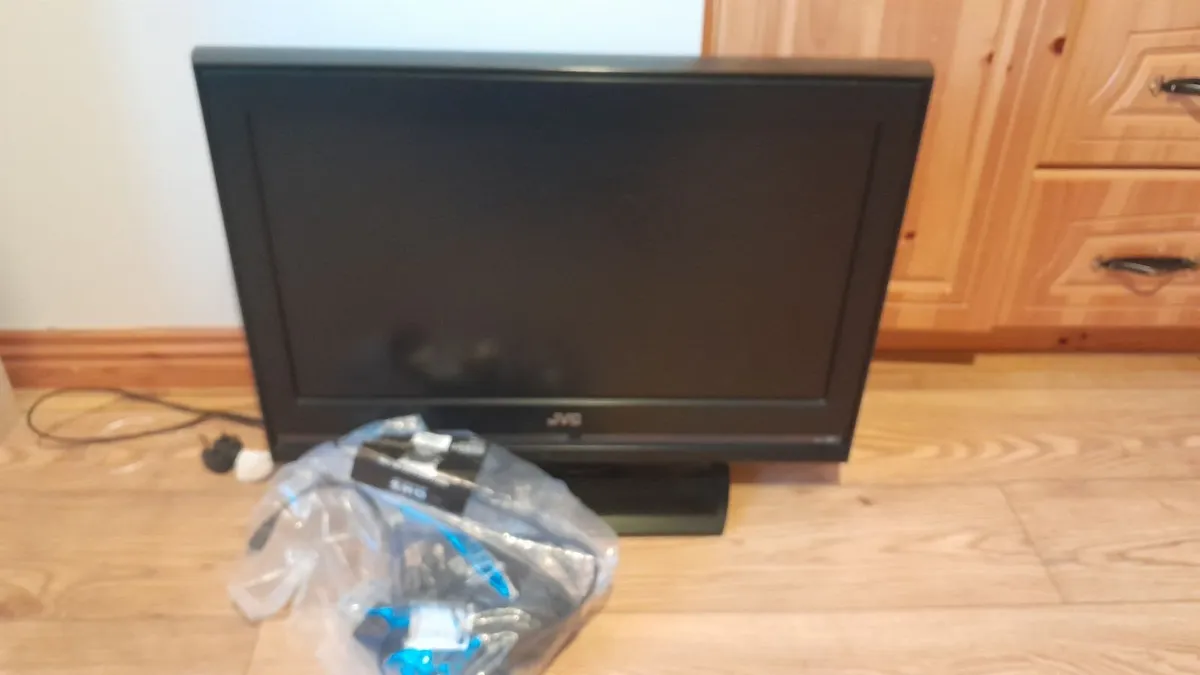 2 Non smart TV's with one saorview box - Image 2
