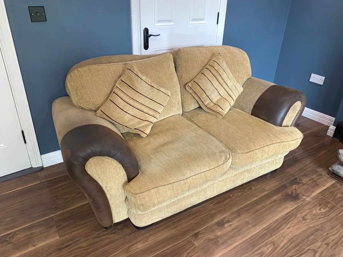 Suite of furniture - Image 4