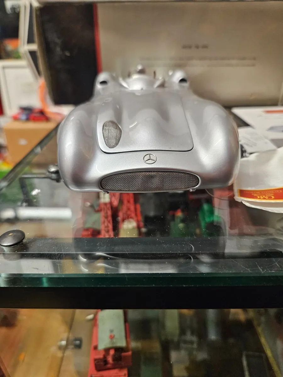 Corgi CMC Mercedes Benz W196 1:18 - Image 4