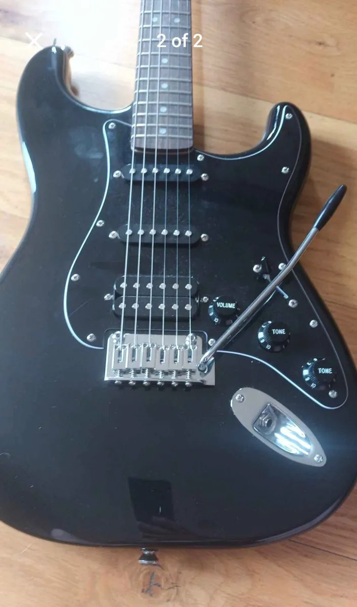 Squier Affinty HSS Strat - Image 1