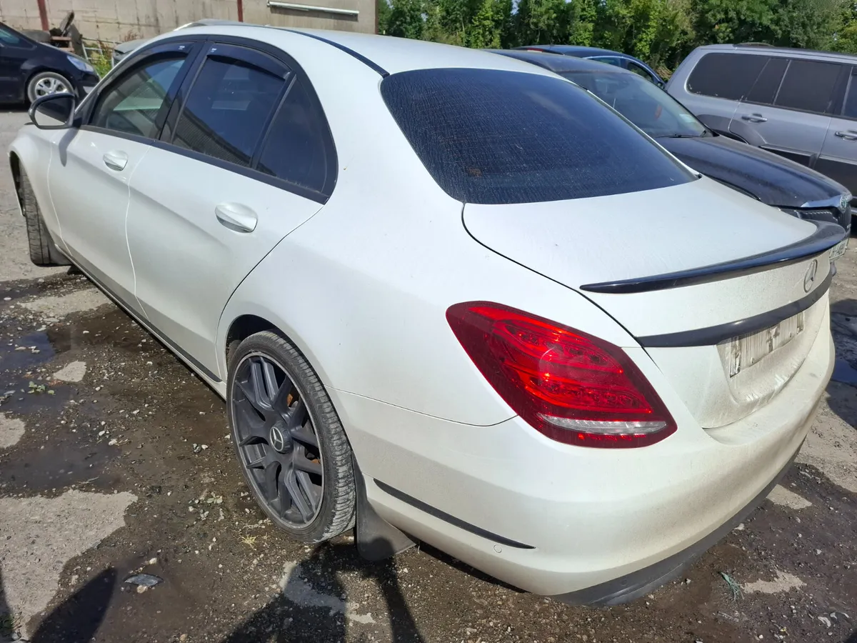 2017 Mercedes C220D Automatic parts - Image 4
