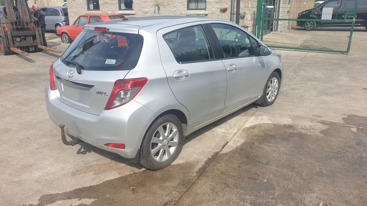 *For parts* Toyota Yaris 1.4 dsl 6 speed (2013) - Image 2