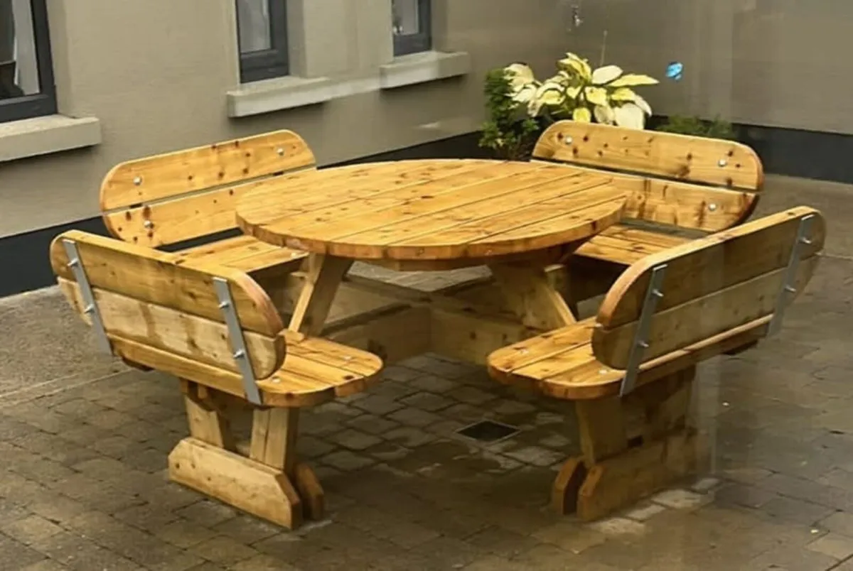 PICNIC BENCHES FOR SALE - Image 1