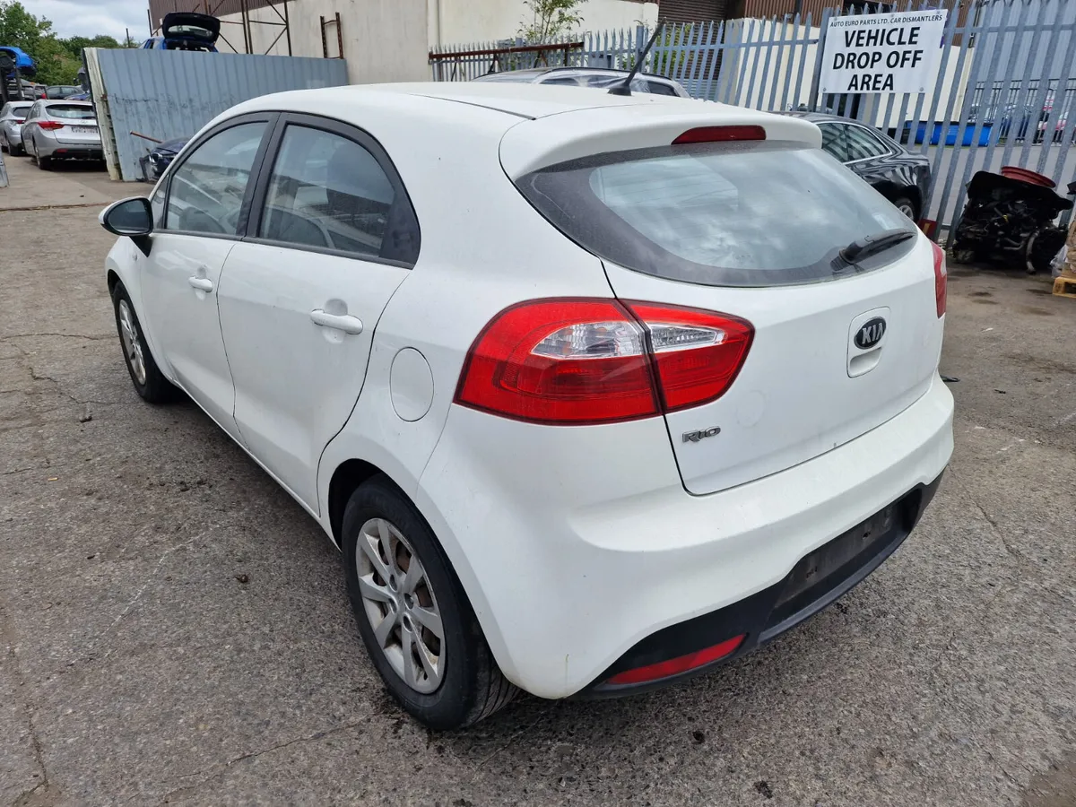 13 KIA RIO  1.3 P (G4LA) FOR BREAKING - Image 3