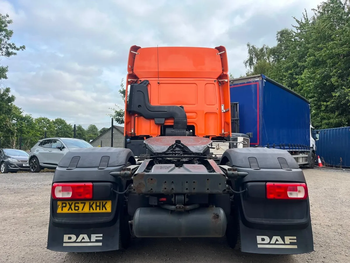 2017 & 2016 DAF CF 460 Space Cab Tractor Units - Image 4
